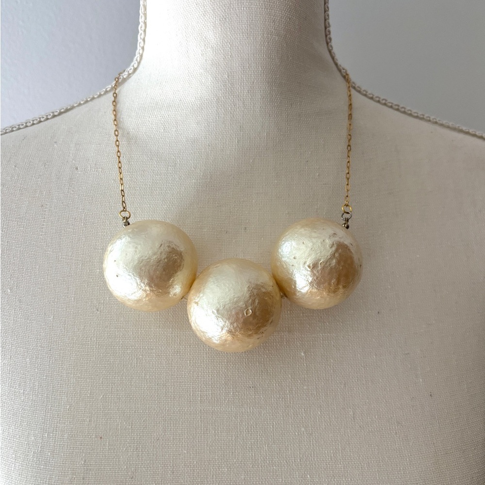 Oversized cotton pearl necklace